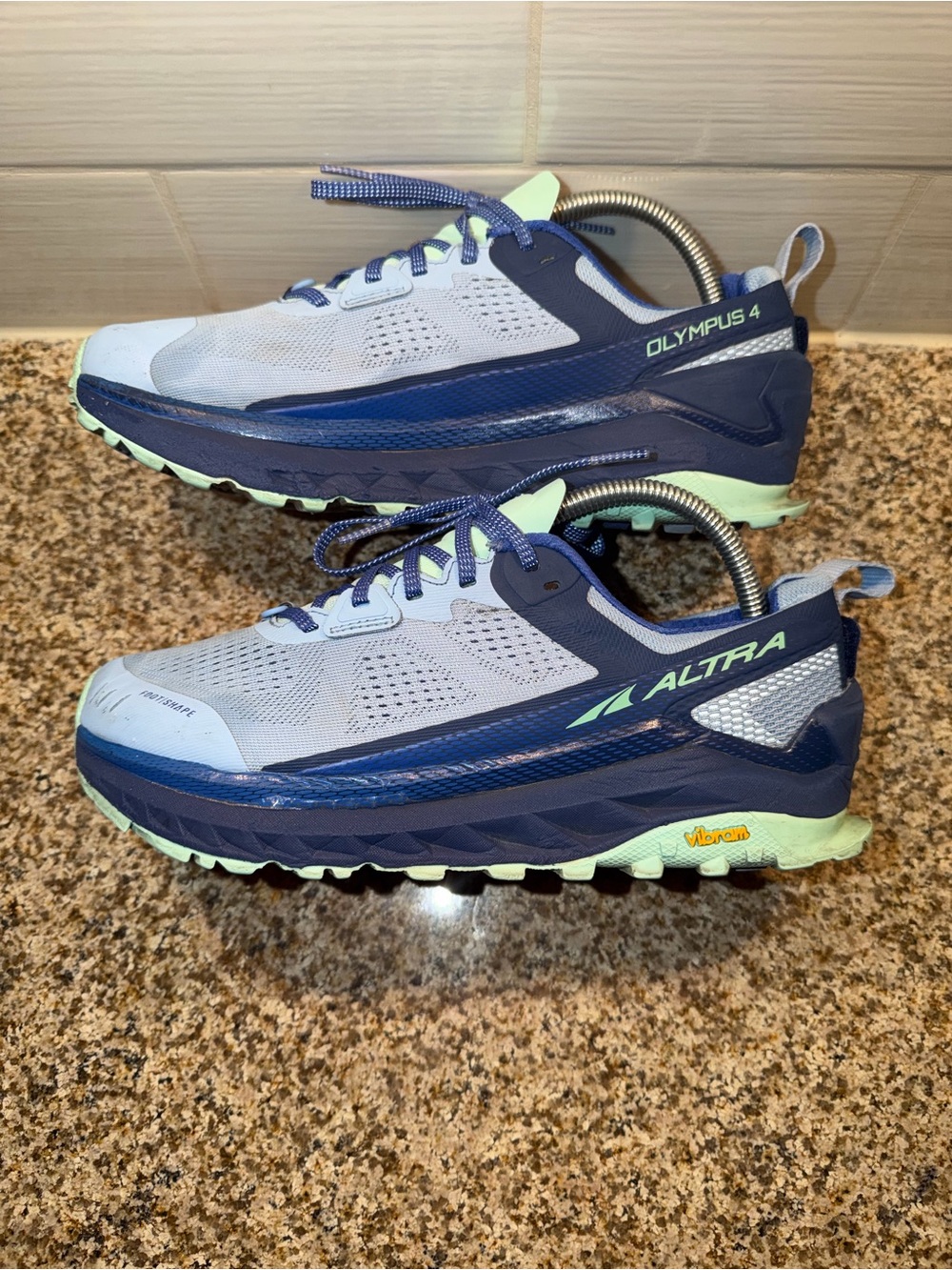 Altra Olympus 4 Trail Shoes - Light Gray, Navy & Mint